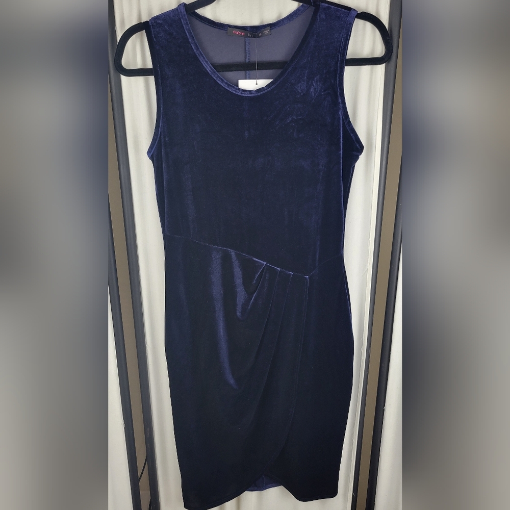 Fraiche by J Velvet Tulip Dress, Royal Blue, Size M, NWT